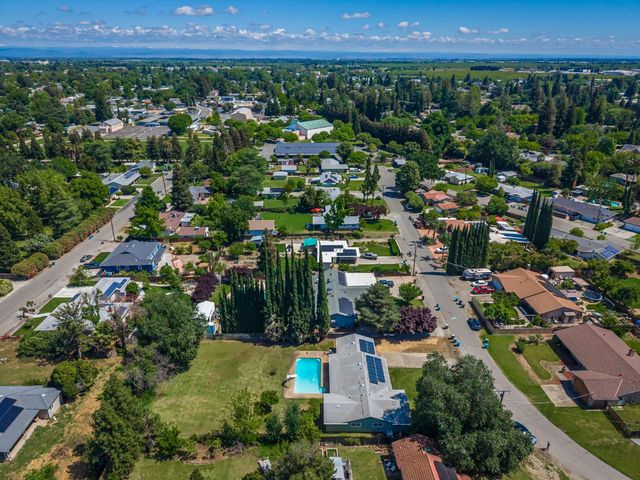 1099 Hunn Rd, Yuba City, CA 95991