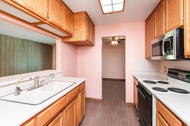 1099 Hunn Rd, Yuba City, CA 95991