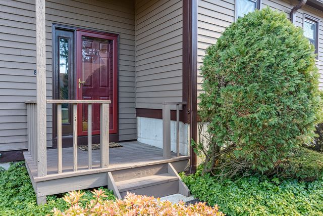 84 Stillmeadow Circle 84, Monroe, CT 06468