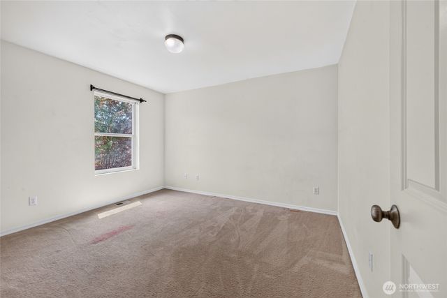 17823 Silver Creek Avenue E, Puyallup, WA 98375