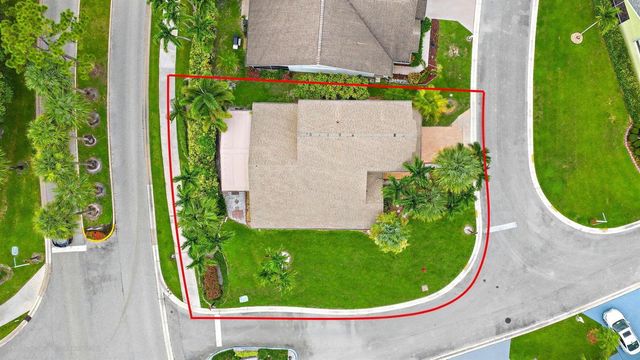 119 Hammocks Drive, Greenacres, FL 33413
