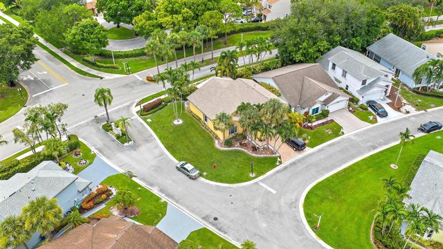 119 Hammocks Drive, Greenacres, FL 33413