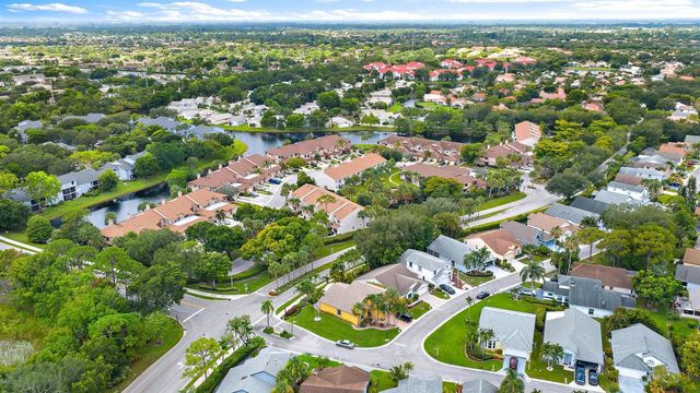 119 Hammocks Drive, Greenacres, FL 33413