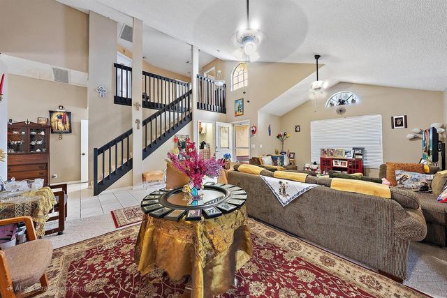 119 Hammocks Drive, Greenacres, FL 33413