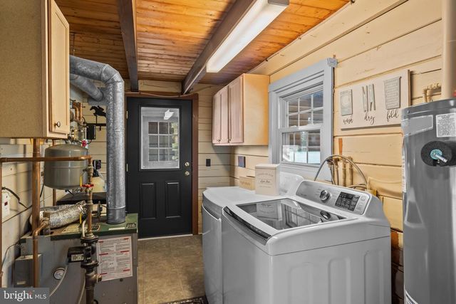 1570 WOODBERRY RD, York, PA 17408