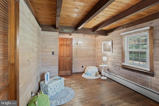 1570 WOODBERRY RD, York, PA 17408