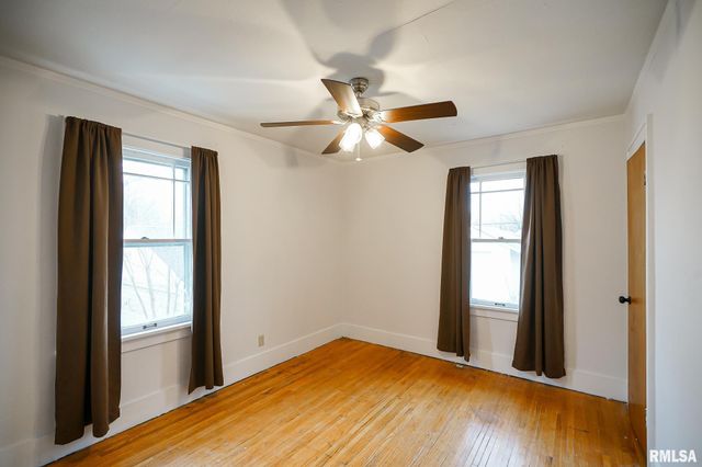 2709 N CALIFORNIA Avenue, Peoria, IL 61603