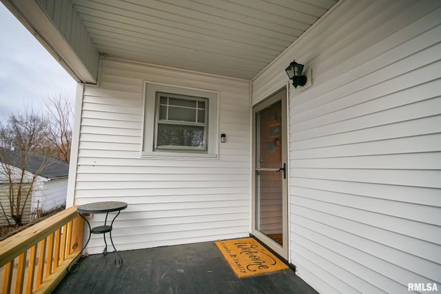 2709 N CALIFORNIA Avenue, Peoria, IL 61603