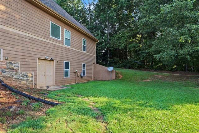 6096 Willowpond Court, Douglasville, GA 30135
