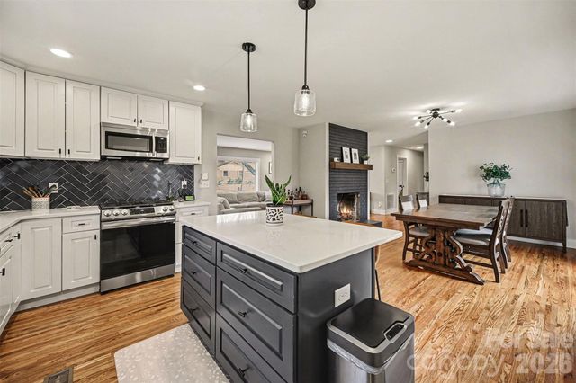 4532 Carriage Drive Circle, Charlotte, NC 28205