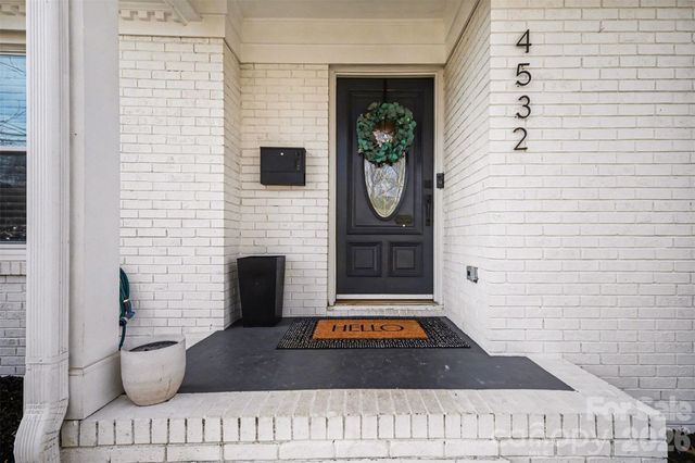 4532 Carriage Drive Circle, Charlotte, NC 28205