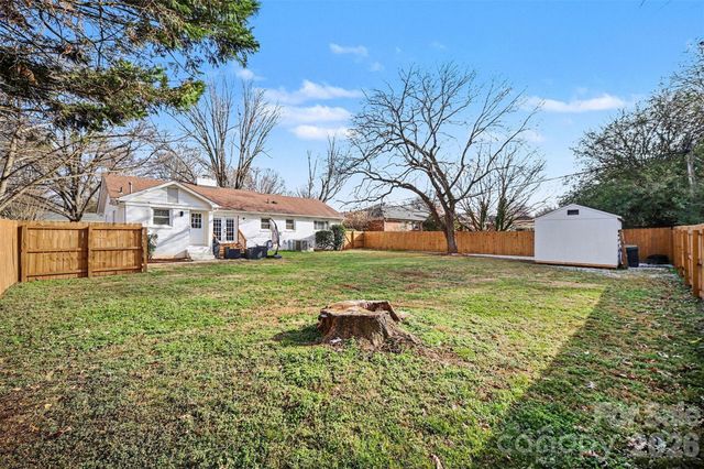 4532 Carriage Drive Circle, Charlotte, NC 28205