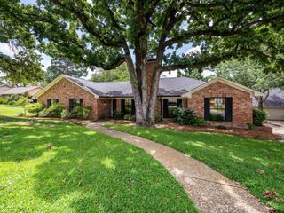6019 Redcoat Lane, Tyler, TX 75703