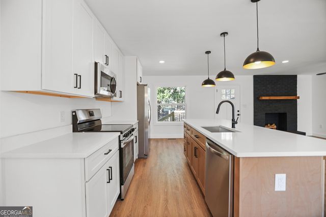 404 Taliaferro Drive, Hogansville, GA 30230