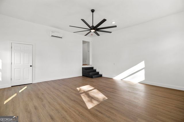 404 Taliaferro Drive, Hogansville, GA 30230