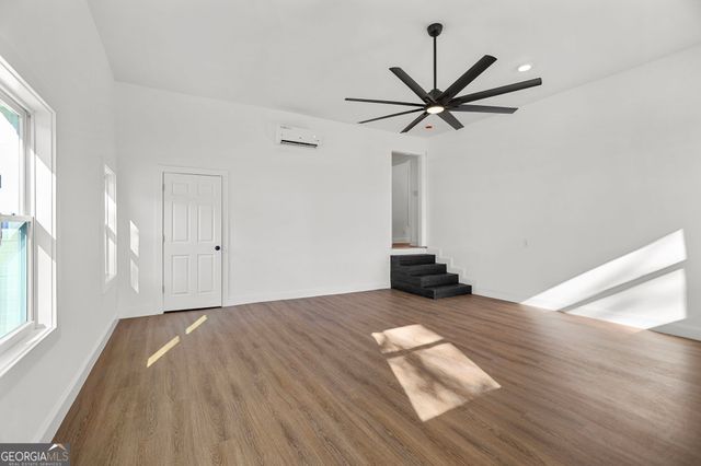 404 Taliaferro Drive, Hogansville, GA 30230