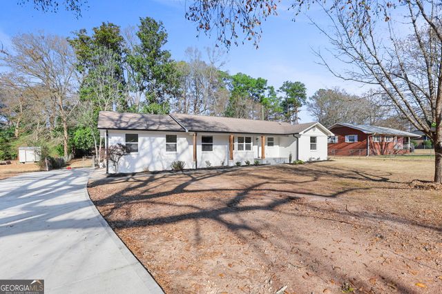 404 Taliaferro Drive, Hogansville, GA 30230