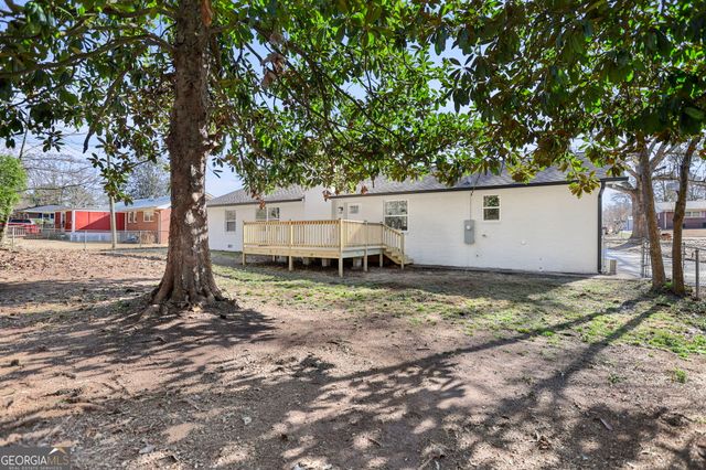 404 Taliaferro Drive, Hogansville, GA 30230