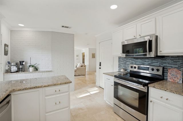 10810 Beauty Lane, Dallas, TX 75229