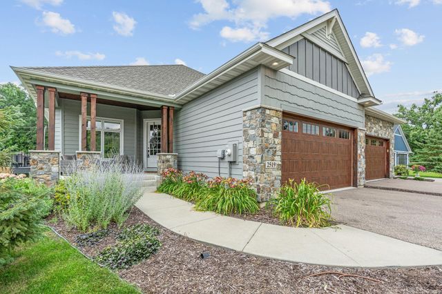 2519 Condon Court, Mendota Heights, MN 55120