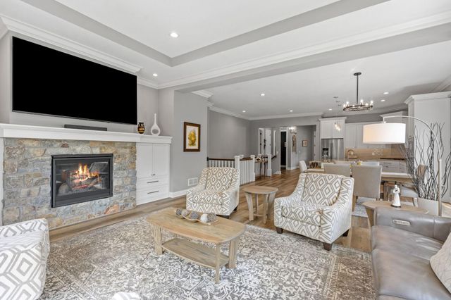 2519 Condon Court, Mendota Heights, MN 55120