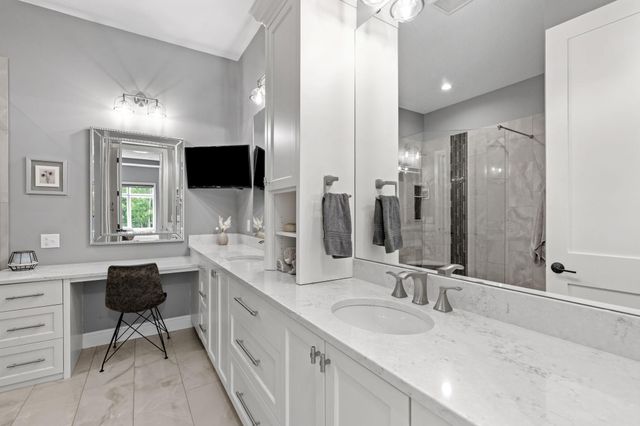 2519 Condon Court, Mendota Heights, MN 55120