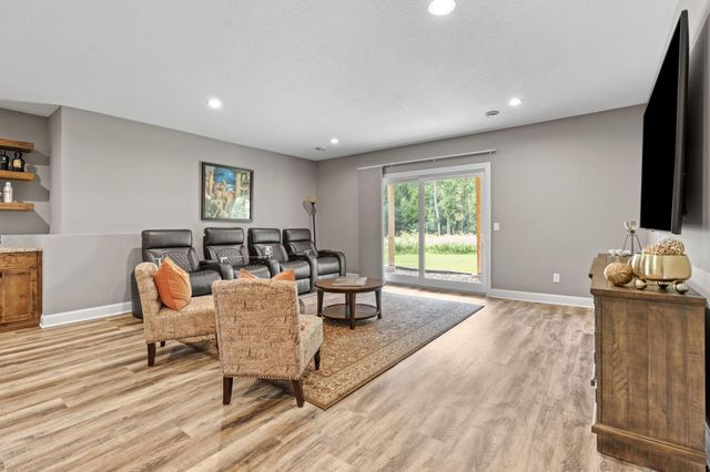 2519 Condon Court, Mendota Heights, MN 55120