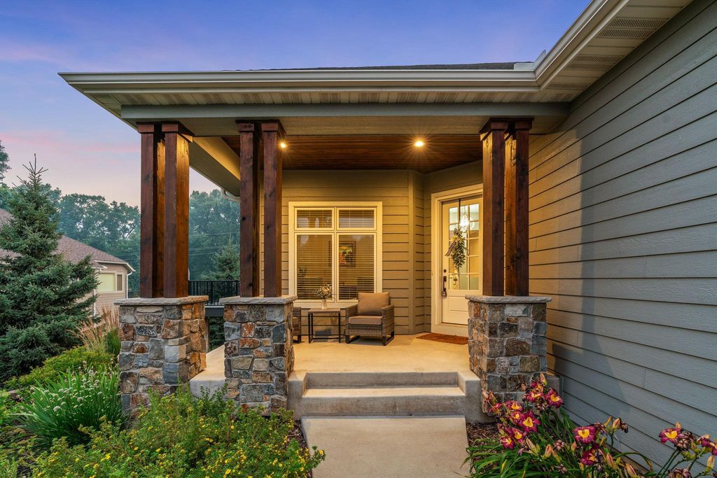 2519 Condon Court, Mendota Heights, MN 55120 — photo 3