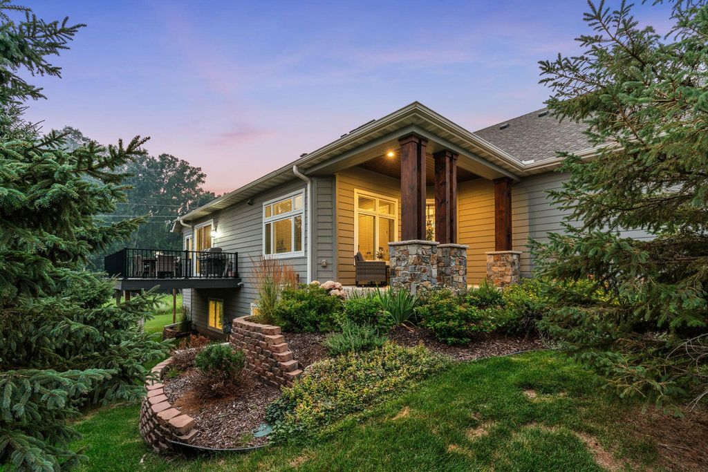 2519 Condon Court, Mendota Heights, MN 55120 — photo 4