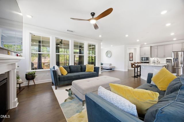 1804 Back Porch Way, Cary, NC 27519