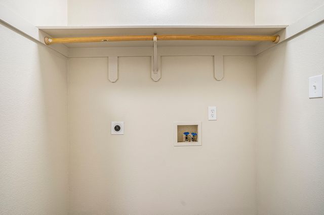 2200 Brookes Street A, Fort Worth, TX 76105