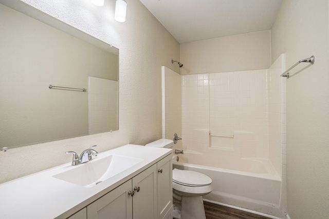 2200 Brookes Street A, Fort Worth, TX 76105