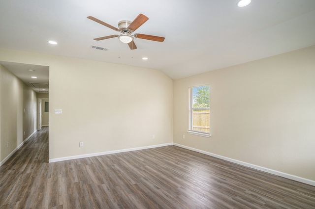 2200 Brookes Street A, Fort Worth, TX 76105