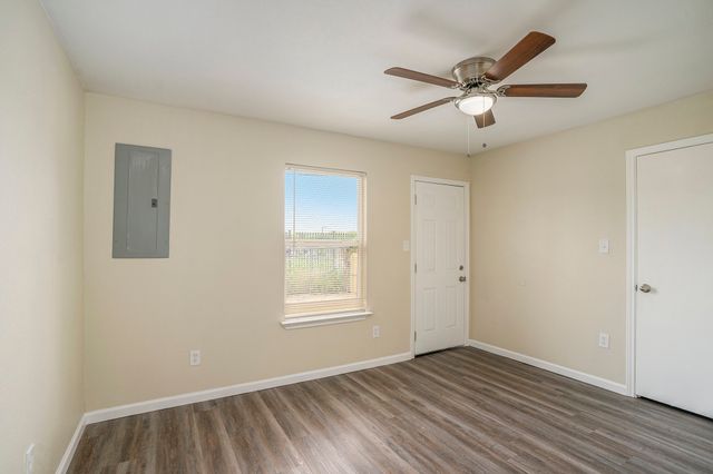 2200 Brookes Street A, Fort Worth, TX 76105