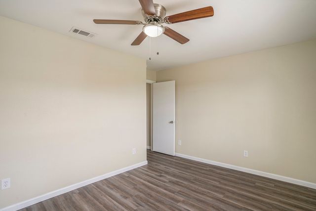 2200 Brookes Street A, Fort Worth, TX 76105