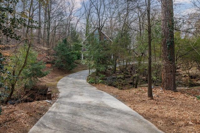 4334 Orchard Valley SE Drive, Atlanta, GA 30339