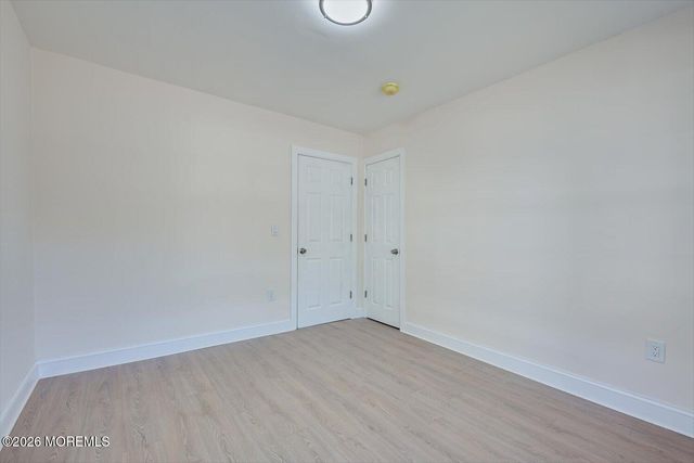 17 Washington Avenue, Leonardo, NJ 07737