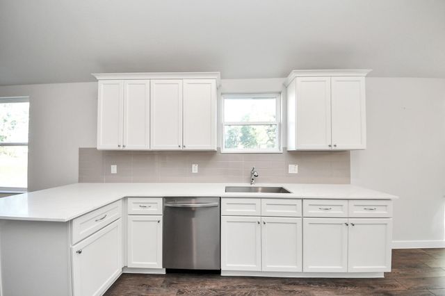 1225 Road 5202, Cleveland, TX 77327