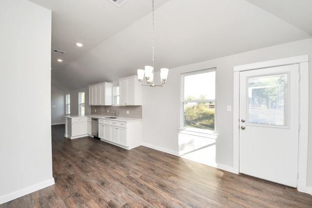 1225 Road 5202, Cleveland, TX 77327