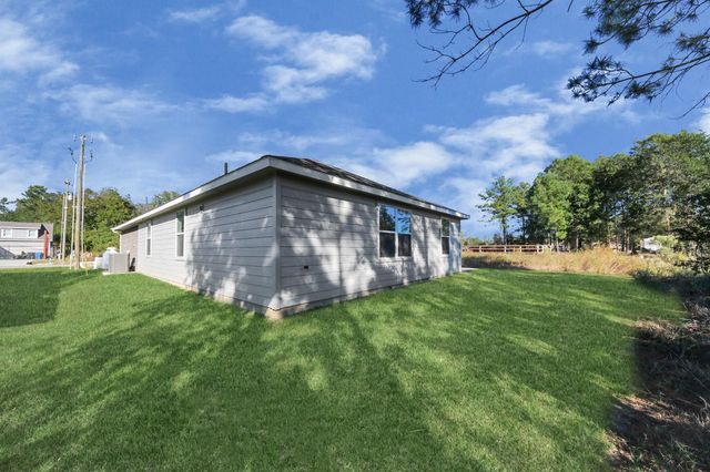 1225 Road 5202, Cleveland, TX 77327