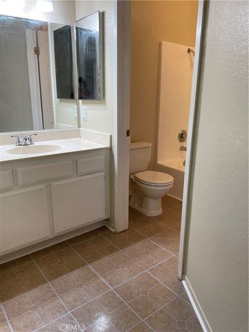 583 Le Harve, Lake Elsinore, CA 92530