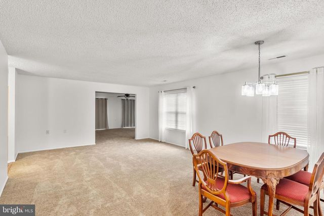 6 MONETA CT, Mount Laurel, NJ 08054