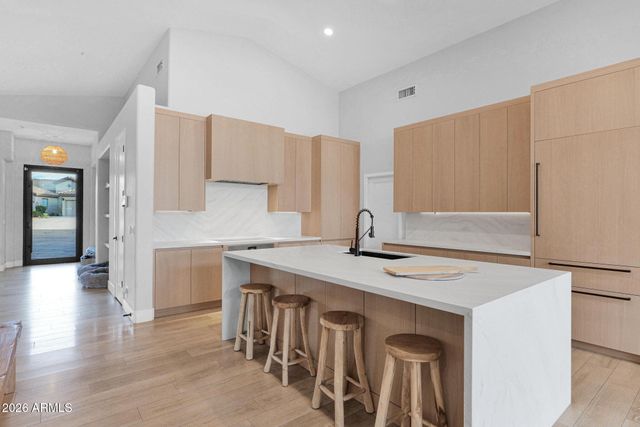 10262 E JASMINE Drive, Scottsdale, AZ 85255