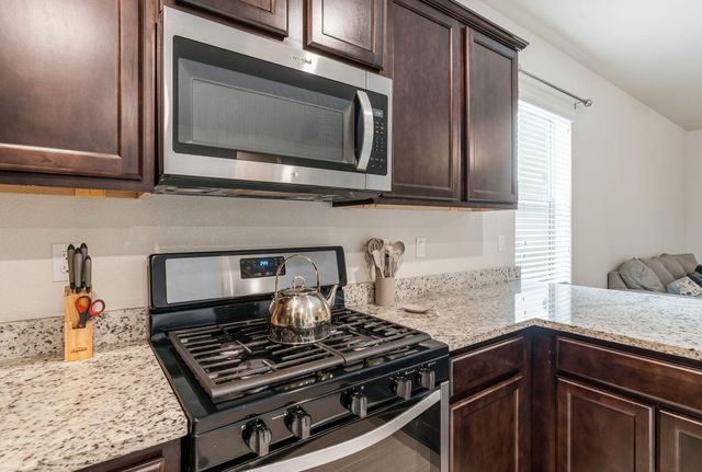 3432 Oregon Trail Road NE, Rio Rancho, NM 87144