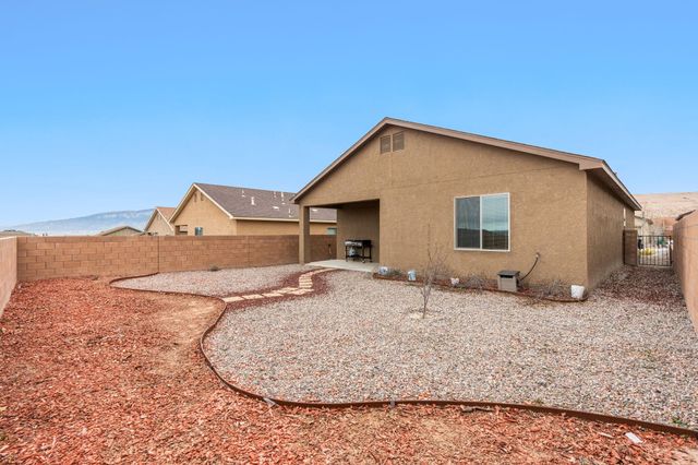 3432 Oregon Trail Road NE, Rio Rancho, NM 87144