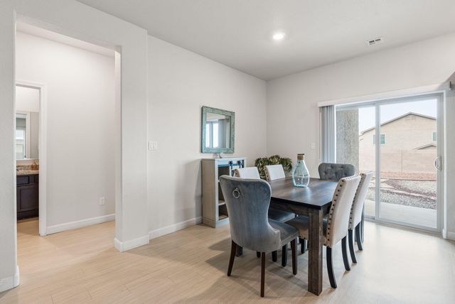 3432 Oregon Trail Road NE, Rio Rancho, NM 87144