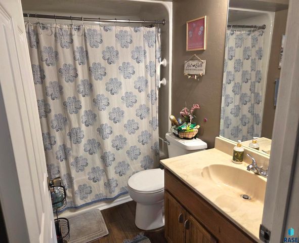 3600 S Gateway Blvd Boulevard 103, Sioux Falls, SD 57106