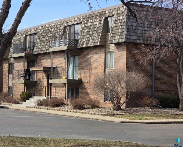 3600 S Gateway Blvd Boulevard 103, Sioux Falls, SD 57106