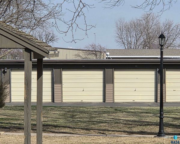 3600 S Gateway Blvd Boulevard 103, Sioux Falls, SD 57106