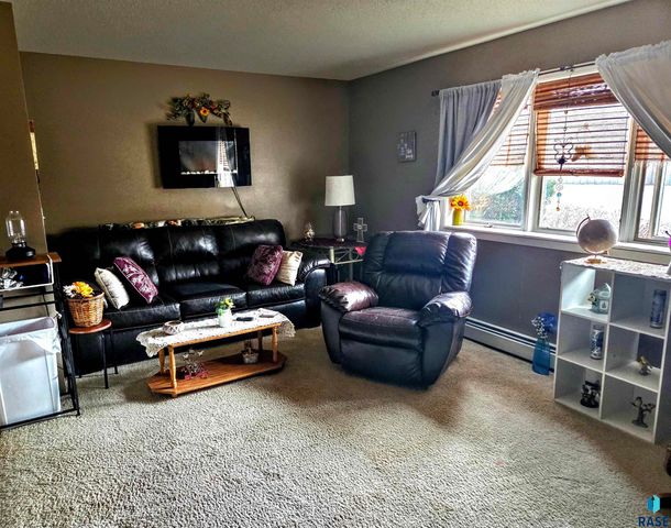 3600 S Gateway Blvd Boulevard 103, Sioux Falls, SD 57106